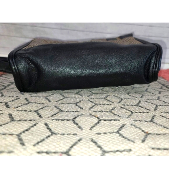 DAKINE JOSEPHINE TWEED/FAUX LEATHER SHOULDER BAG - Picture 7 of 15